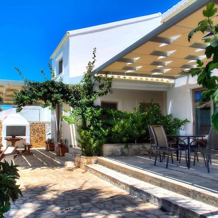 Issos Beach Villa Línia Екстериор снимка