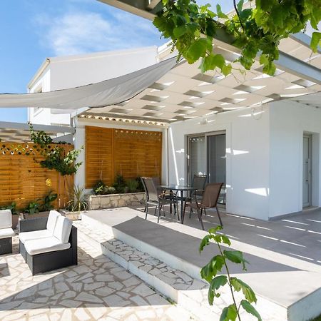 Issos Beach Villa Línia Екстериор снимка