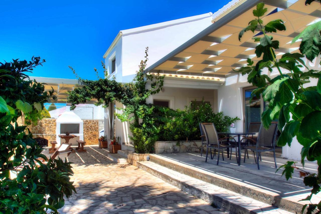 Issos Beach Villa Línia Екстериор снимка
