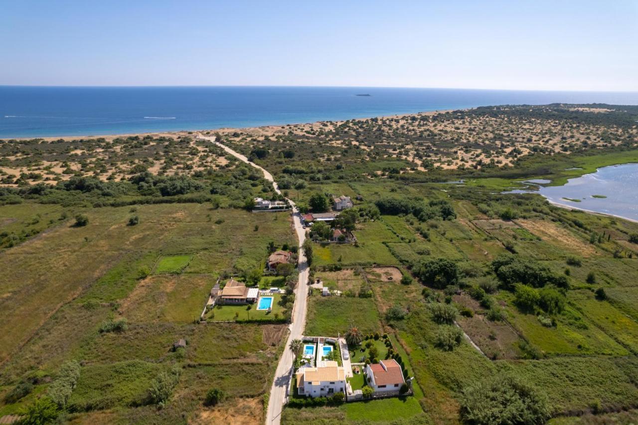 Issos Beach Villa Línia Екстериор снимка