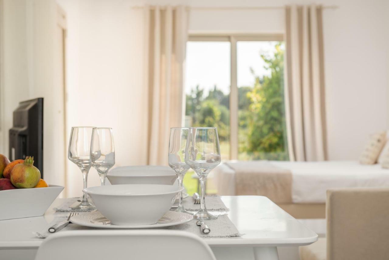 Issos Beach Villa Línia Екстериор снимка